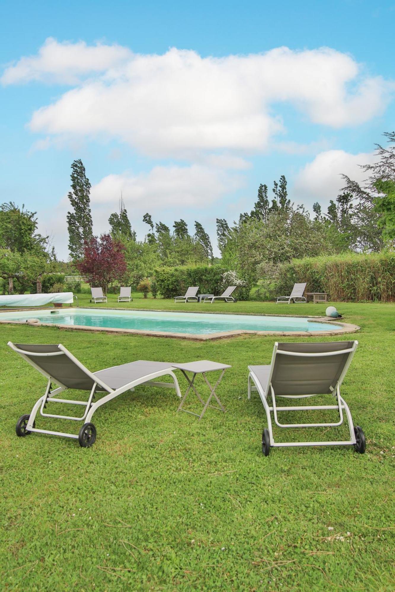 Domaine D'Aromm - Chambres D'Hotes & Gites - Piscine, Etangs & Animaux - Au Calme Ouches Exteriér fotografie