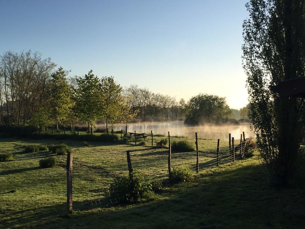 Domaine D'Aromm - Chambres D'Hotes & Gites - Piscine, Etangs & Animaux - Au Calme Ouches Exteriér fotografie